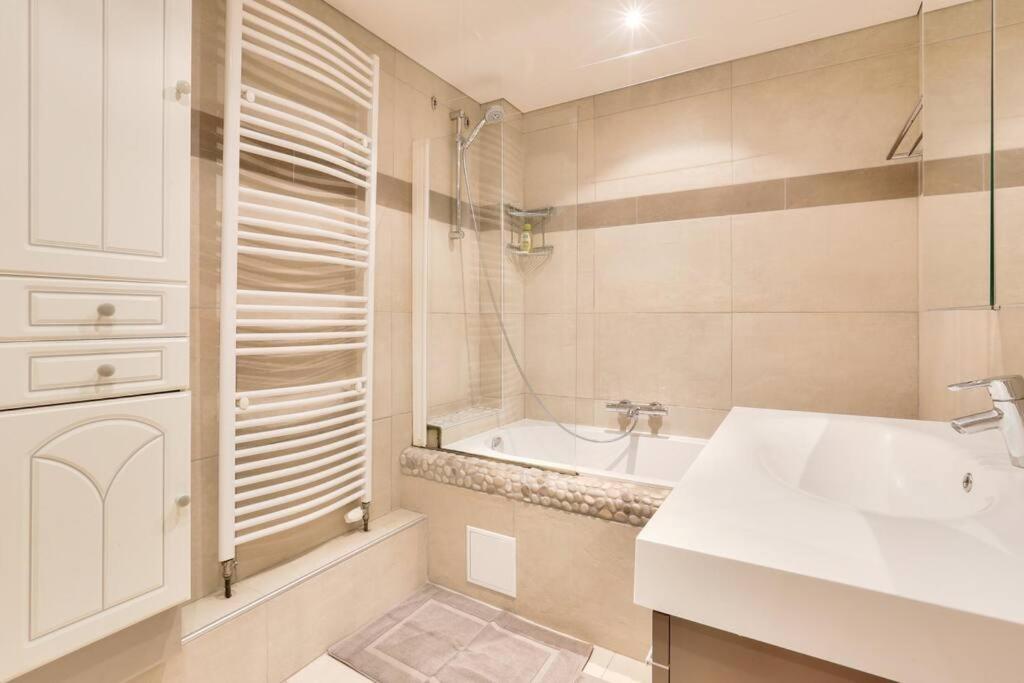 Appartement Spacieux Au Coeur De Estrasburgo Exterior foto